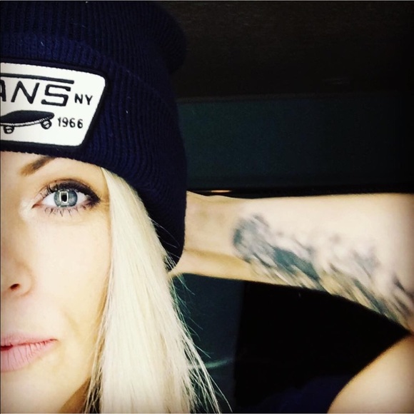 Meet your Posh Ambassador, Melissa - Picture 11 of 16